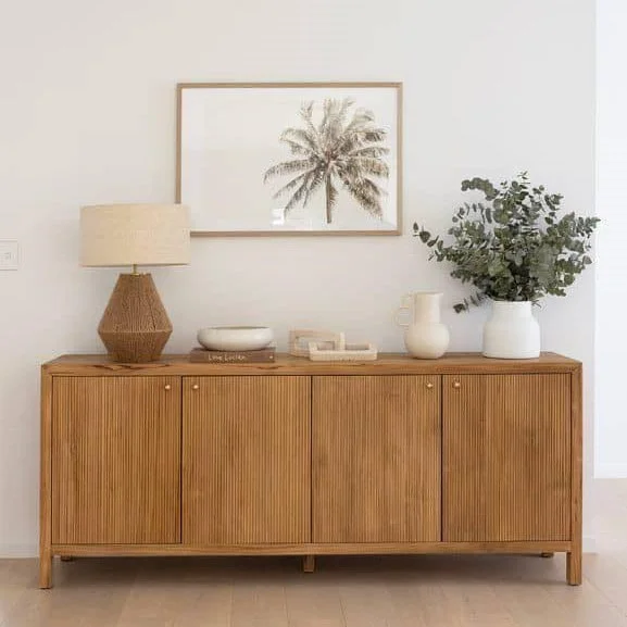 hias sideboard 1